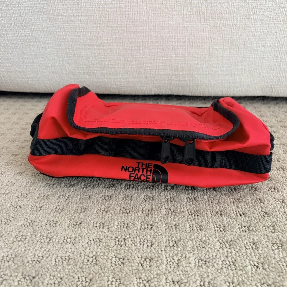 VANS‎ X THE NORTH FACE BASECAMP RED DUFFEL 50L BAG W/ Travel Bag
